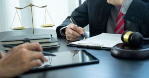 Legal Contract Drafting i n dubai