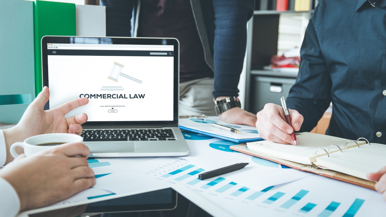 Commercial Lawyers